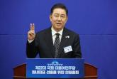 [속보] 민주당, 원내대표로 '3선' 김병기 선출