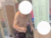 '짬뽕 포장하러 갔다가 눈을 의심'... 에어컨 안 켠 가게서 '상탈'하고 조리하는 사장님