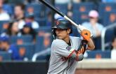 이정후, MLB 첫 '벤치클리어링' 경험... 혼란 속에서도 '2안타 3출루'로 3연승 견인