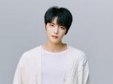 '꼭 징역 살기를'...김재중, 20년째 쫓아다니는 '사생택시'에 법적대응 선언했다