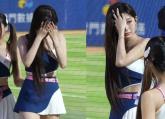 4억 받고 대만행 택한 '삐끼삐끼' 치어리더 이주은, 응원 중 갑자기 오열해