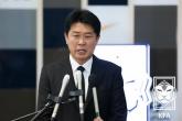 '이탈리아산 폭격기, 코쟁이'... 축구 용병 선수에 '인종차별 발언'한 이상윤, 결국 사과