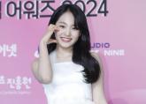 '소시 태연 아닌데'... 김태연, 장수 한우축제 '섭외 해프닝'에 결국 출연 '철회'