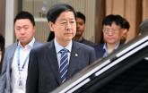 출국 직전 '2+2 통상 협상' 일방 취소한 미국... 트럼프는 '시장 개방하라' 으름장