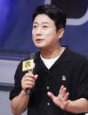 '조문, 받겠습니다'... 이수근 부친상에 김준호·김지민 부부·코요태 등 조문·화환