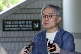 '광복절 사면' 최강욱 '더 성찰하고 차카게 살겠다... 윤두머리는 용서 안 해'