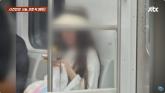 지하철 안에서 10분간 전자담배 피운 여성... '초등생 앞에서 연기 내뿜어'