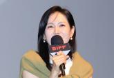 손예진, '사랑의 불시착'때 행복한 순간 많아... '현빈♥' 언급하며 함박웃음