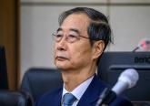 한덕수 전 총리, '내란 우두머리 방조 혐의'로 첫 재판 출석.. 직업 묻자 '무직'
